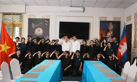 Mentor Lê Hồng Ân – MC Lê Đoàn lan tỏa giá trị hợp tác tại Xúc Tiến Thương Mại Việt Nam – Campuchia 2026