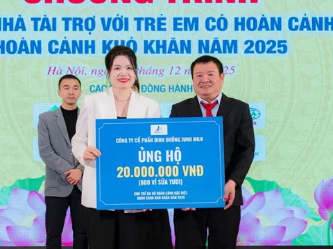 JUNO MILK TIẾP NỐI HÀNH TRÌNH TỪ TRÁI TIM TRAO TẶNG QUỸ “SỮA TỐT CHO EM” TRỊ GIÁ 20 TRIỆU ĐỒNG CHO TRẺ EM CÓ HOÀN CẢNH ĐẶC BIỆT TẠI HÀ NỘI