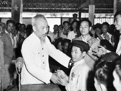 Chủ tịch Hồ Chí Minh với Thương binh Liệt sĩ và đạo lý Uống nước nhớ nguồn của dân tộc